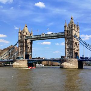 tower-bridge.jpg